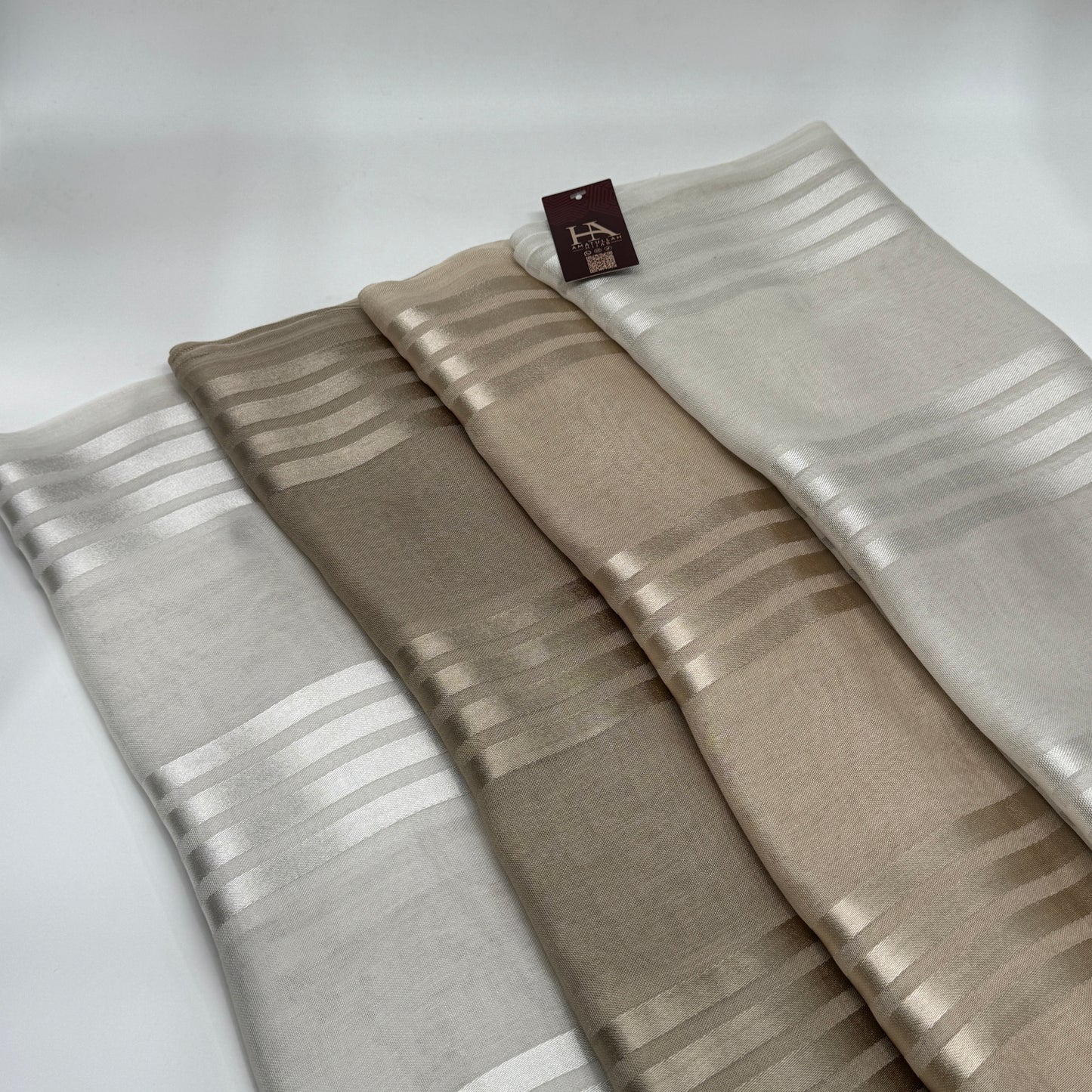 Satin 4stripes hijab