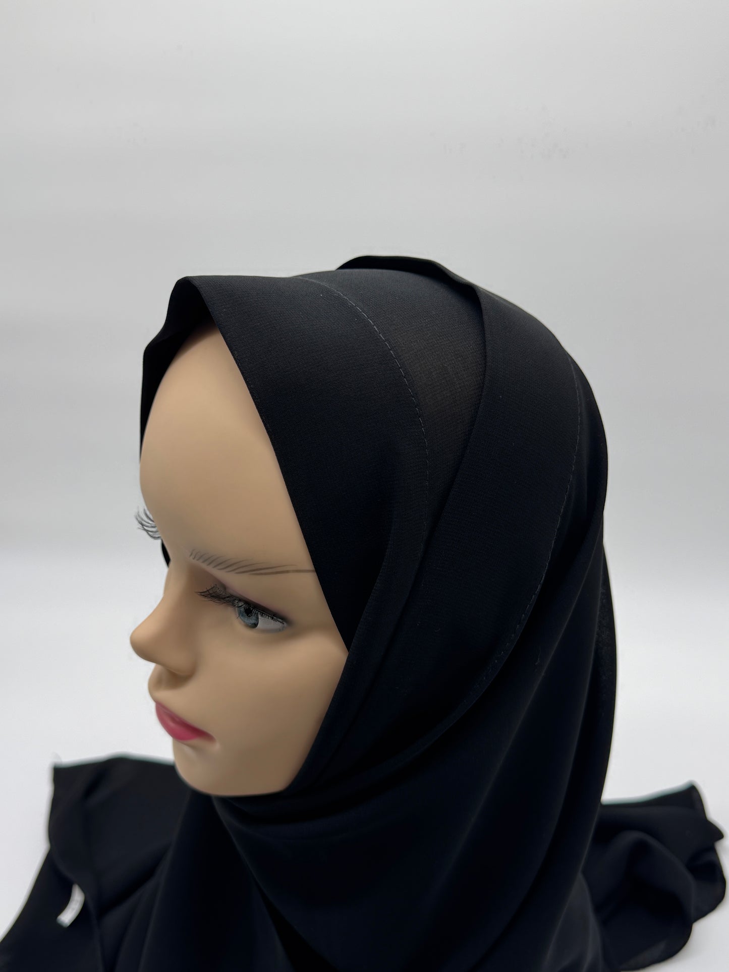 Hijab Abaya folded (canvas) 
الحجاب للعباية
جفسه (كانفاس)